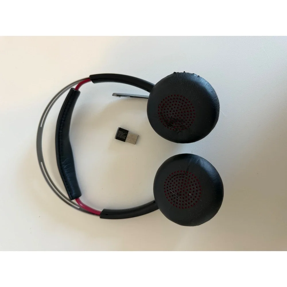 Plantronics Voyager Focus UC B825 Wireless Bluetooth Headset with USB Dongle